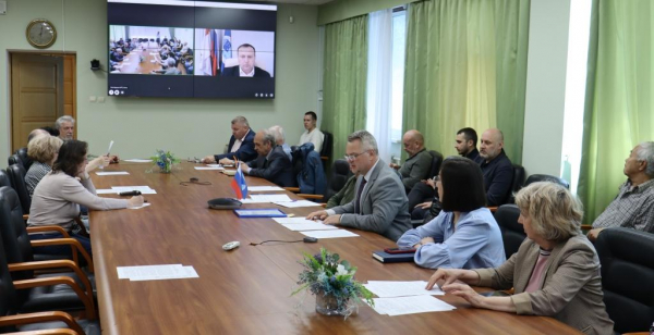 Два научных судна получат имена дальневосточных учёных