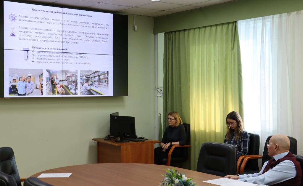 В ходе обмена учёными рыбохозяйственных институтов 2 сотрудника ТИНРО совместно с корейскими коллегами провели исследования тканей и органов различных гидробионтов