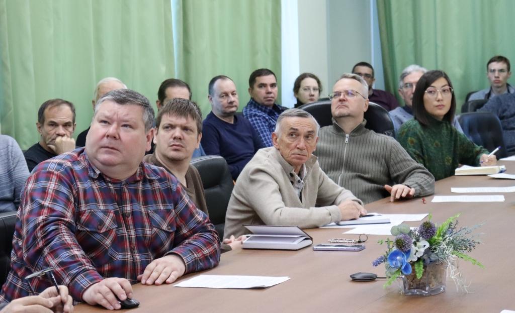 На заседании биологической секции Учёного совета ТИНРО были рассмотрены отчёты о проведении комплексных научно-исследовательских работ в дальневосточных морях