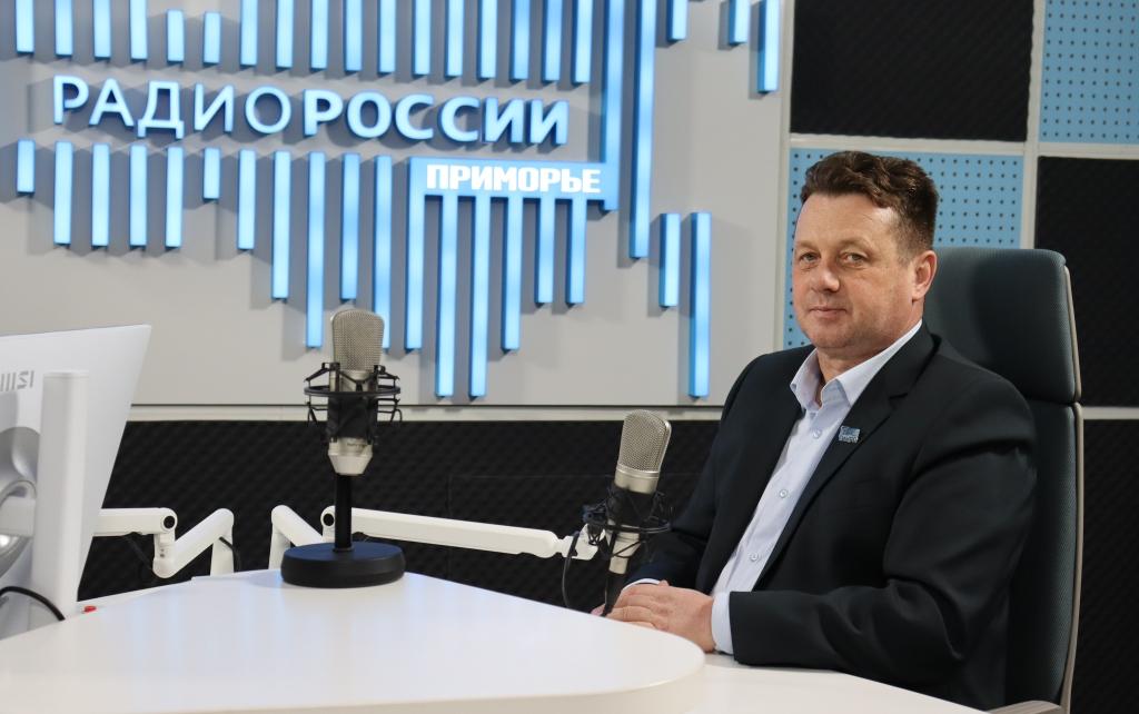 Предполагается, что в ближайшие годы сохранятся тенденции на потепление климата, глубокое проникновение в районы Курильских островов, южного Приморья и юго-западного Сахалина трансформированных субтропических вод, в которых будут  складываться благоприятные условия для формирования скоплений тунцов в период нагульных миграций массовых пелагических рыб летом и осенью