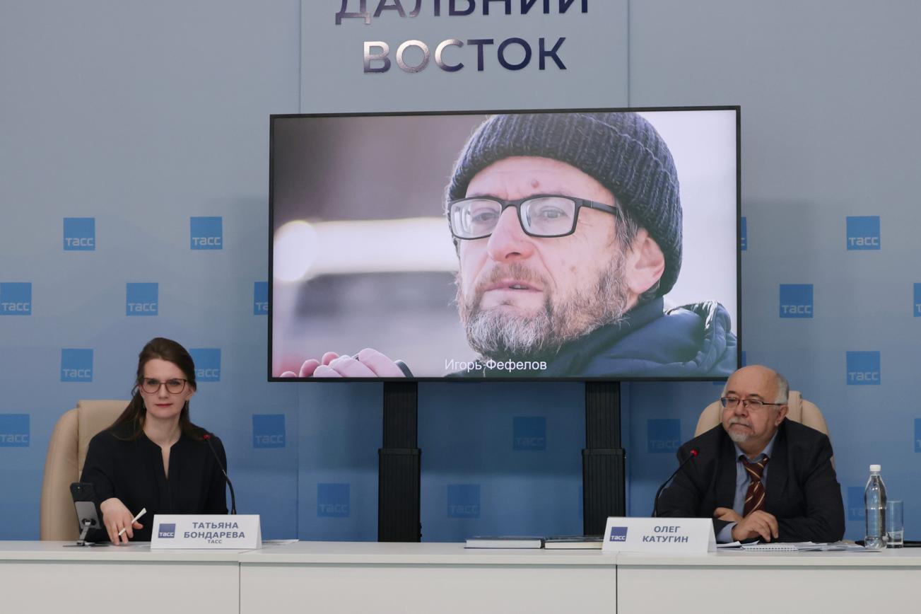 Во второй декаде марта в Региональном информационном центре «ТАСС Дальний Восток»  состоялась пресс-конференция, посвященная вопросам сохранения популяции хищных птиц на Дальнем Востоке России, их изучению и роли заповедников в сохранении биоразнообразия (фото ТАСС)