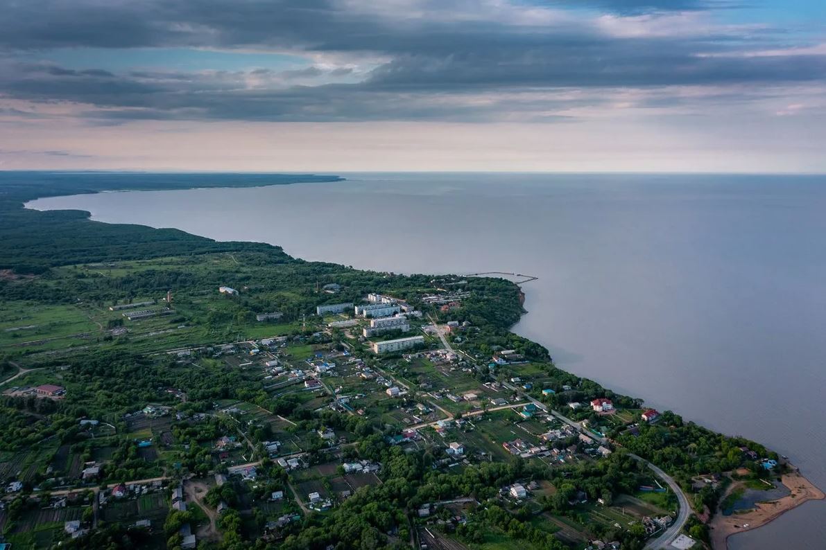 Континентальная научно-исследовательская станция в пос. Камень-Рыболов