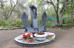В ТИНРО отмечают День Великой Победы